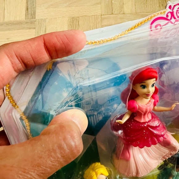 Hasbro - Disney Princess Rainbow Collection Figures, Brand New and Sealed - Picture 3 of 3